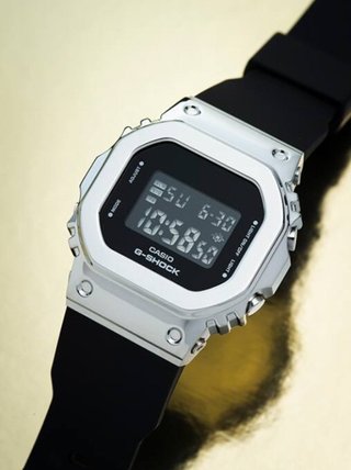 Casio G-SHOCK GM-S5600 + Rugby Digital Ed Limitada