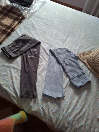Lote dos pantalones de pijama