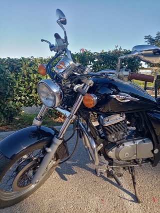SUZUKI MARAUDER 125cc