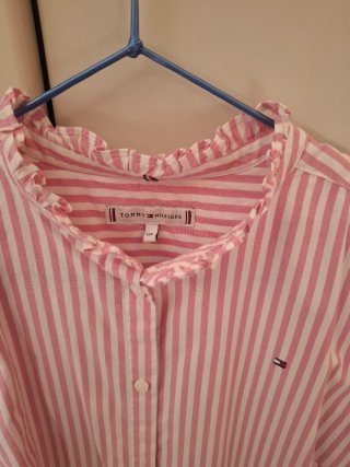 Camisa Tommy Hilfiger Rayas Rosa y blanco