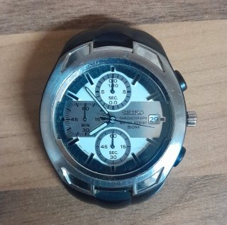 Reloj Seiko Chronograph 50M
