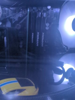 32GB DDR4 RAM (4x8GB) HyperX