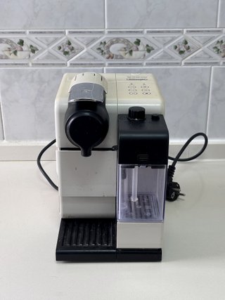 Cafetera Nespresso Lattissima Touch DeLonghi