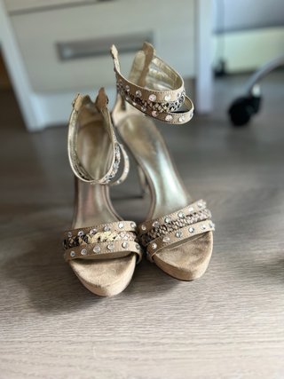 Sandalias Guess Tacón Alto Talla 36