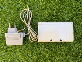 Nintendo 3DS Bianca con Caricatore