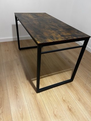 Escritorio moderno madera y metal