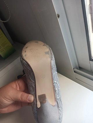 Zapatos de tacón plateados talla 37