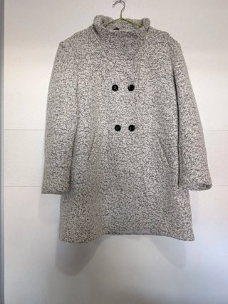 Abrigo Only Gris Talla grande