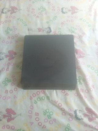PlayStation 4 (PS4) Negra