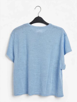 Camiseta azul de manga corta