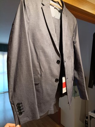Traje de hombre gris