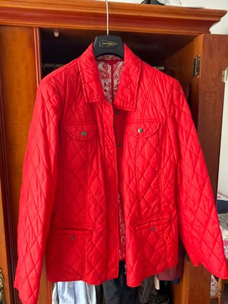 Chaqueta acolchada roja