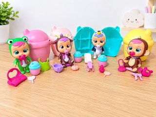 Bebes Llorones con Casita y Accesorios