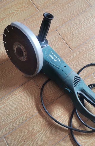 AMOLADORA Casals 2000 W