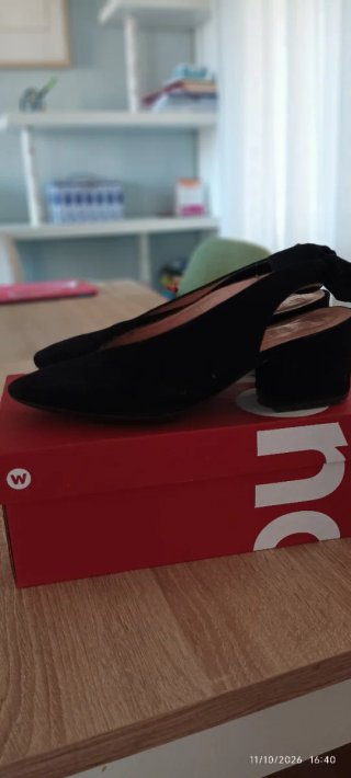 Zapatos de salón Wonders negros