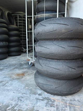 Neumáticos Slicks para Moto