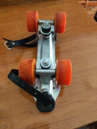Patines de 4 ruedas naranjas