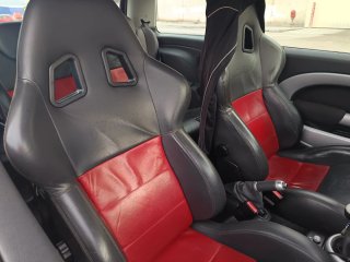 Asientos coche deportivo jhon cooper cuero