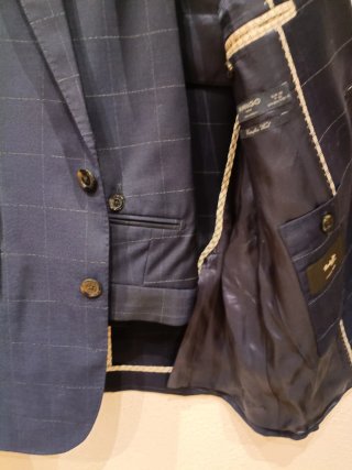 Traje de Hombre Azul con cuadros de líneas finas