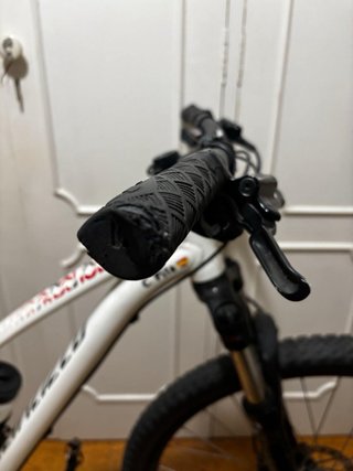 Bicicleta Specialized Jynx Comp 650b 2015