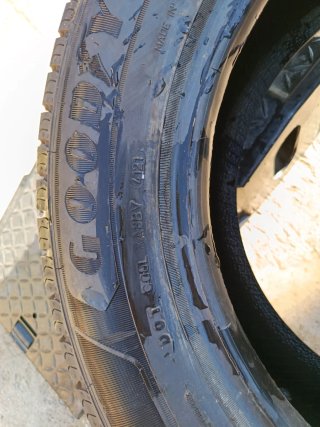 Neumáticos Goodyear EfficientGrip 215/65/16C