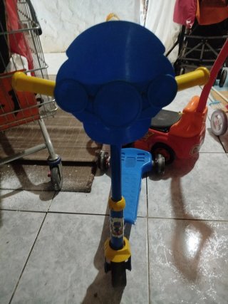 Patinete Infantil de Tres Ruedas
