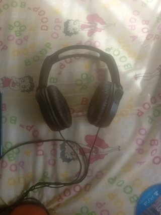 Cascos negros y naranjas