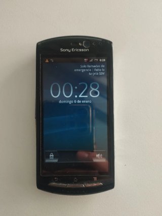 Sony Ericsson Xperia Negro