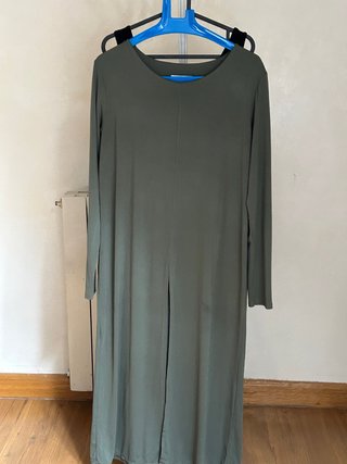 Vestido largo verde oliva