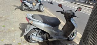 Moto Honda Dylan 125