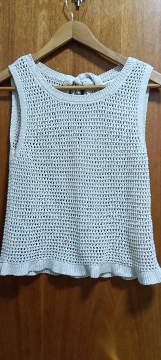 Camiseta de crochet blanca