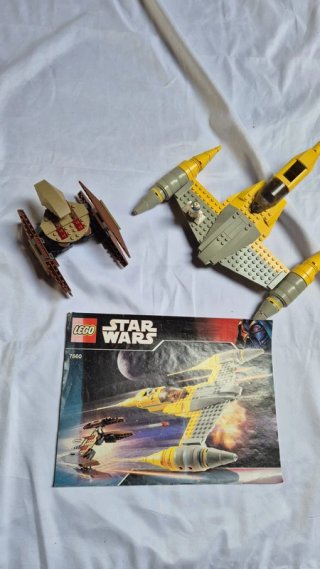 LEGO Star Wars 7660 Naboo N-1 Starfighter