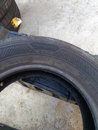 Neumático Goodyear 215/65/16 98H 2023 efficentgrip