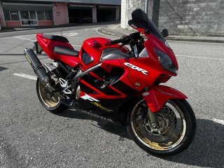 Honda CBR 600 f4i Sport