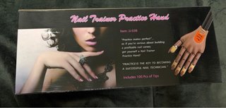 Mano de Práctica para Manicura