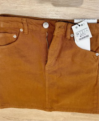 Falda Zara pana marrón talla 34