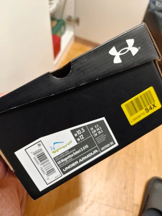 Botines Under Armour Blancos y Azules Originales.