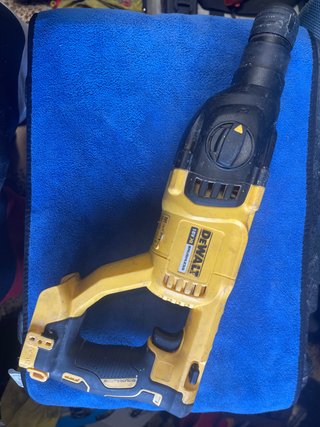Martillo Perforador Dewalt DCH133 18V