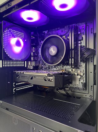 PC Gaming - R5 1600 | 16GB RAM | 144FPS FORTNITE