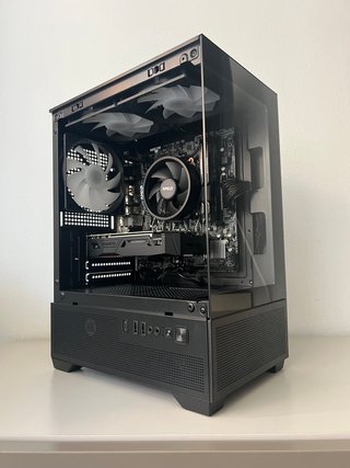 PC Gaming - R5 1600 | 16GB RAM | 144FPS FORTNITE