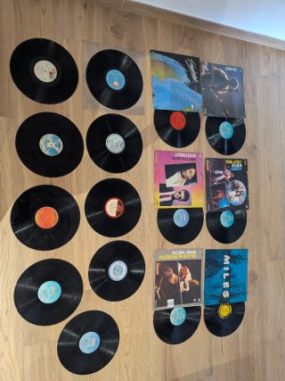 Lotto 15 vinili 33 giri LP vari: Miles Davis, Lou