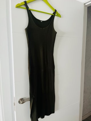 Vestido midi tirantes verde militar