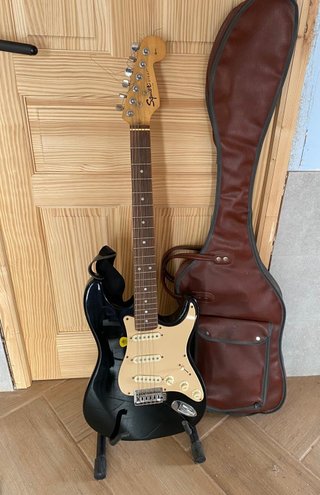 Guitarra Eléctrica Squier Affinity Stratocaster