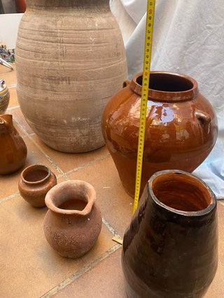 Lote de 8 Tinajas y Vasijas de Barro