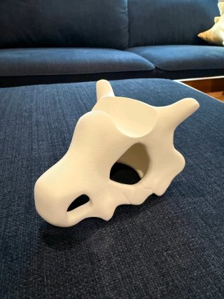Soporte Cubone mando Switch-PS4- PS5-xbox-Pokemon