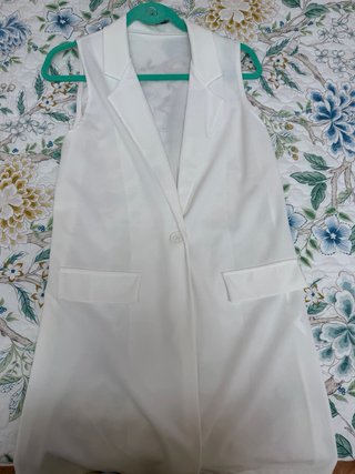 Blazer sin mangas blanca