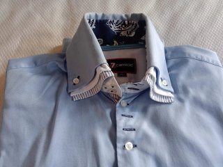 Camisa azul