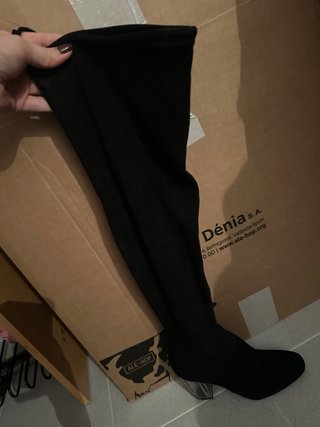 Botas mosqueteras negras tacón metacrilato