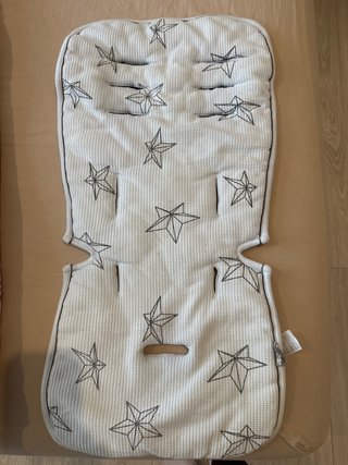 Funda acolchada para silla de paseo estrellas