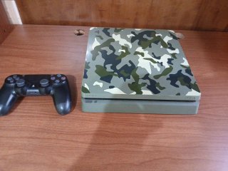 PS4 Slim 1TB 11.00
